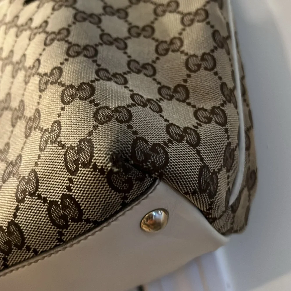 Gucci tote - Picture 12 of 15